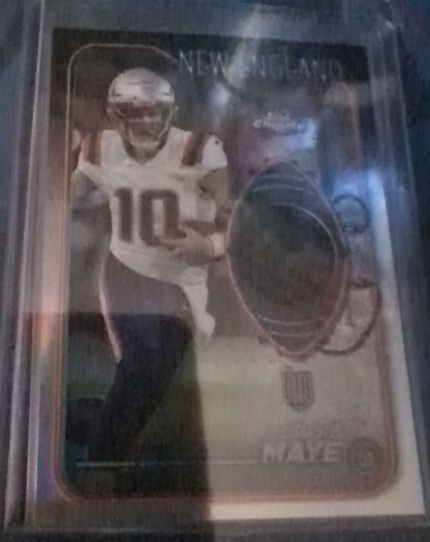 2021 Panini Contenders Rookie Ticket #10 Mac Jones — front