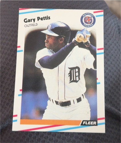 1988 Fleer Update #U-29 Gary Pettis — front