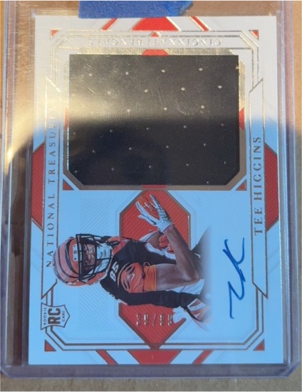 2020 Panini National Treasures Rookie Material Signatures #RMS-TH Tee Higgins — front