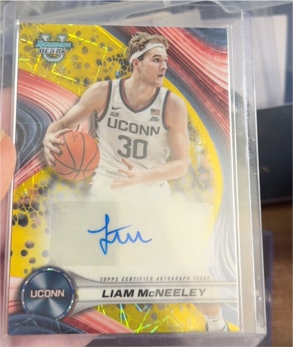 2024-25 Bowman Best U #30 Liam McNeeley — front