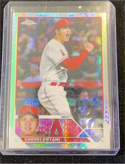 2023 Topps Chrome #17 Shohei Ohtani — front