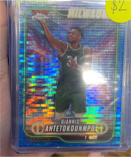 2024-25 Topps Chrome #41 Giannis Antetokounmpo — front
