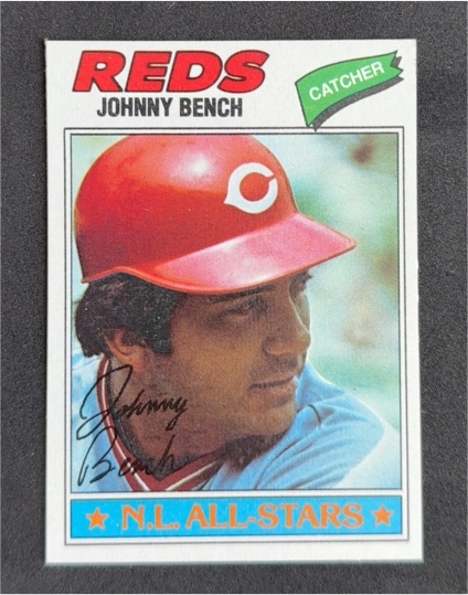 1977 Topps #70 Johnny Bench — front