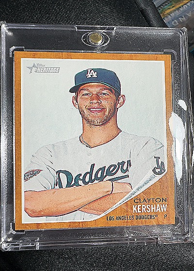 2011 Topps Heritage #5 Clayton Kershaw — front