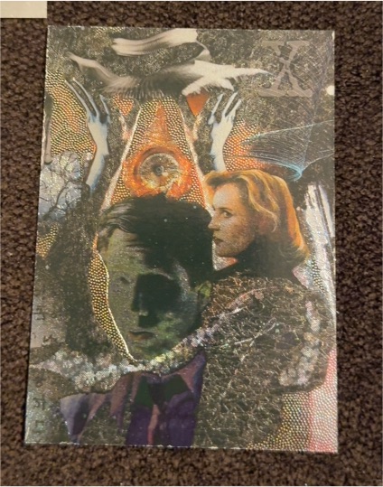 1996 Topps The X-Files Season 2 Etched Foil #I5 Mulder and Scully — front