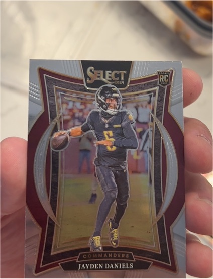 2024 Panini Select #26 Jayden Daniels — front