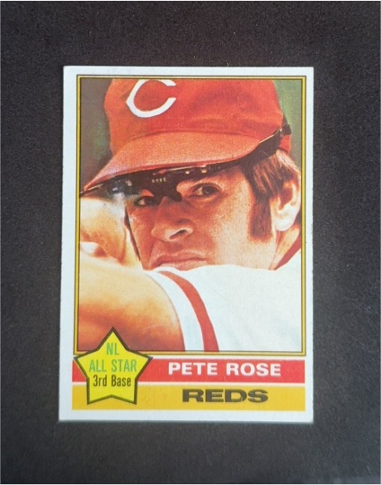 1976 Topps #240 Pete Rose — front