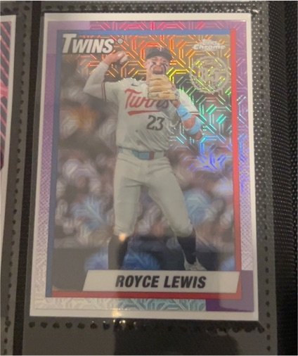 2025 Topps Series 2 1990 Topps Chrome Mojo #T90C-127 Royce Lewis — front