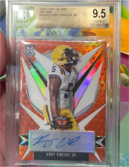 2021 Leaf Valiant Orange #BAKVJ Kary Vincent Jr — front