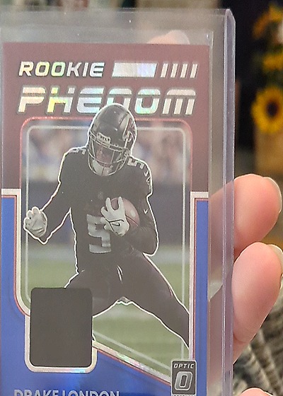 2022 Panini Donruss Optic Rookie Phenom #RP-DL Drake London — front