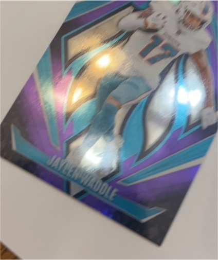 2021 Panini Prizm #17 Jaylen Waddle — front