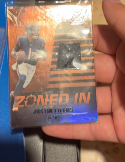 2022 Panini Zenith #ZI-6 Justin Fields — front