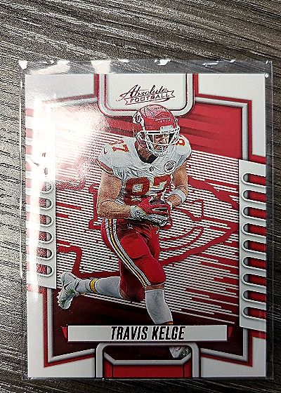 2023 Panini Absolute #99 Travis Kelce — front
