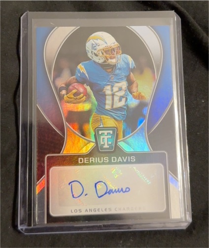2024 Panini Totally Certified Signatures #SIG-DDV Derius Davis — front
