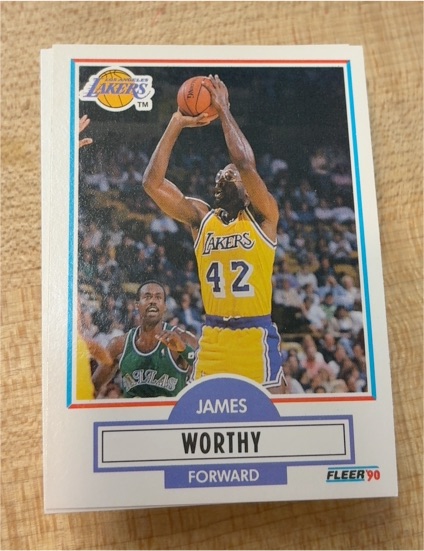 1990-91 Fleer #97 James Worthy — front