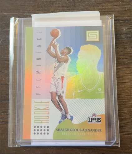 2018-19 Panini Status #11 Shai Gilgeous-Alexander Rookie Prominence — front
