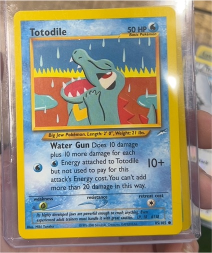 2002 Pokémon Neo Destiny #85 Totodile — front