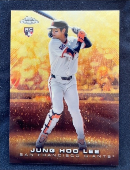 2020 Topps Chrome Jung Hoo Lee Rookie Card — front