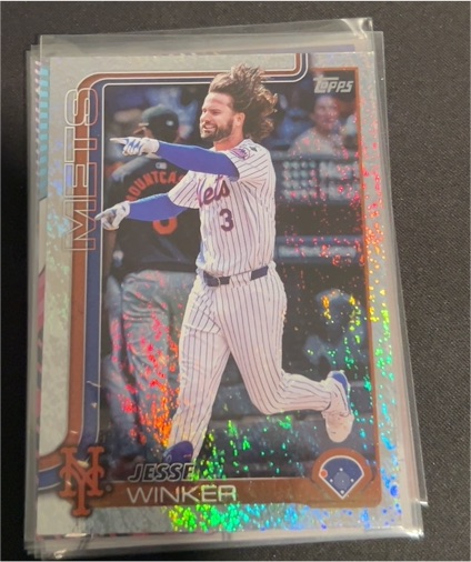 2025 Topps Series 2 #629 Jesse Winker — front