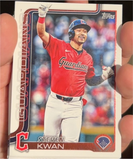 2025 Topps #682 Steven Kwan — front