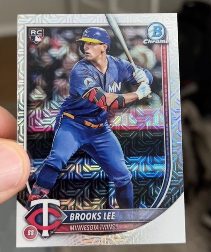 2025 Bowman Chrome #72 Brooks Lee — front