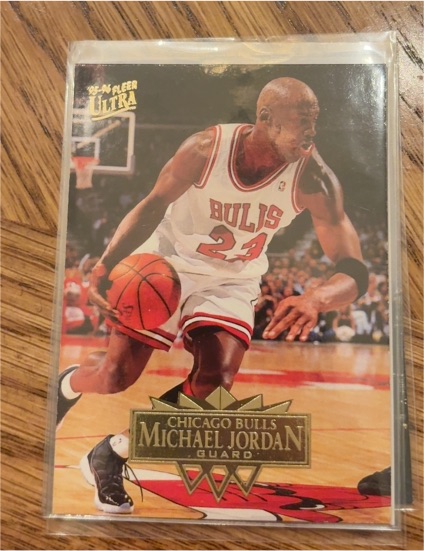 1995-96 Fleer Ultra #25 Michael Jordan — front