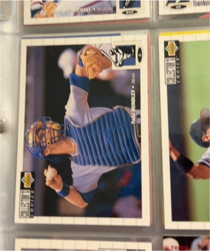 1994 Upper Deck Collector's Choice #143 Todd Hundley — front