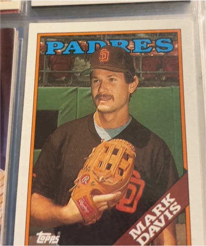 1988 Topps #482 Mark Davis — front