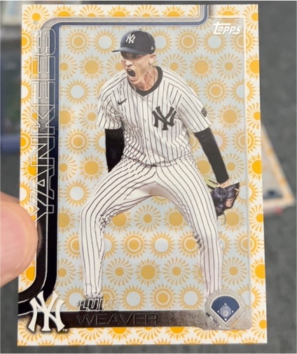 2025 Topps Series 2 #506 Luke Weaver — front
