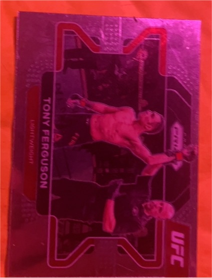 2022 Panini Prizm UFC #22 Tony Ferguson — front