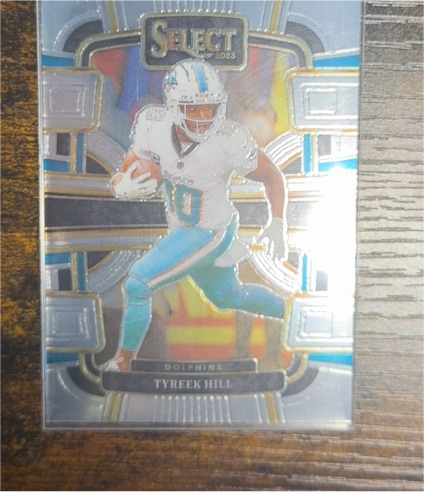 2023 Panini Select Concourse #62 Tyreek Hill — front