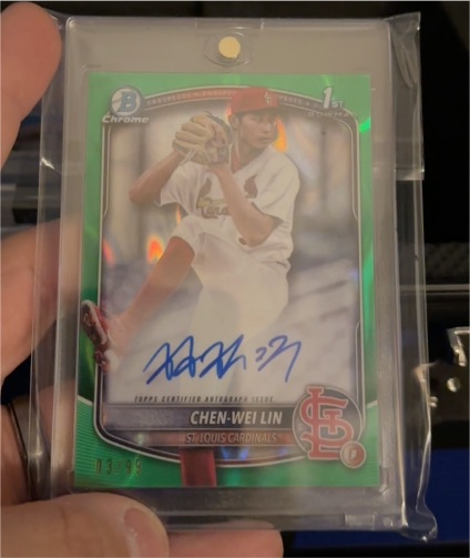 2025 Bowman Chrome #CPA-CL Chen-Wei Lin — front