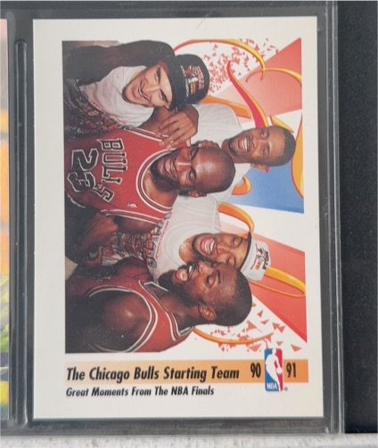 1991-92 SkyBox #337 The Chicago Bulls Starting Team — front