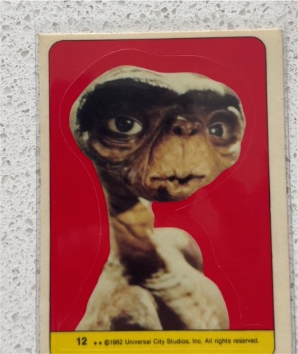 1982 Topps E.T. The Extra-Terrestrial Sticker Card #12 — front