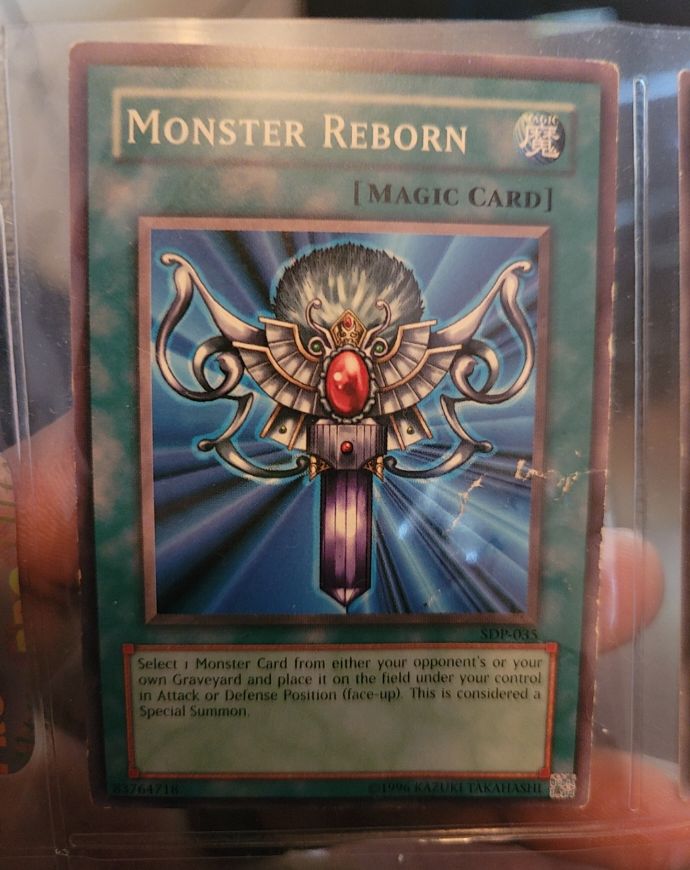 1996 Yu-Gi-Oh! SDP-035 Monster Reborn — front