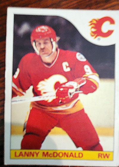 1985-86 Topps #1 Lanny McDonald — front