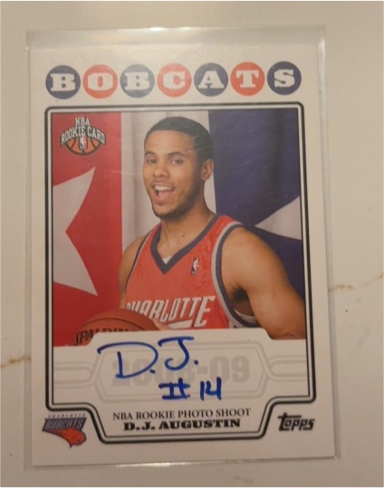 2008-09 Topps Rookie Photo Shoot #09 D.J. Augustin — front