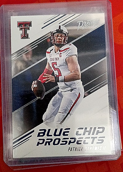2017 Panini Prestige #8 Patrick Mahomes II Blue Chip Prospects Rookie Card — front