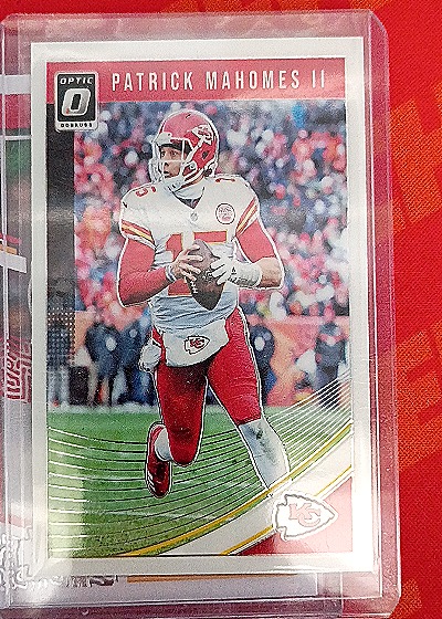 2018 Panini Donruss Optic #49 Patrick Mahomes II — front