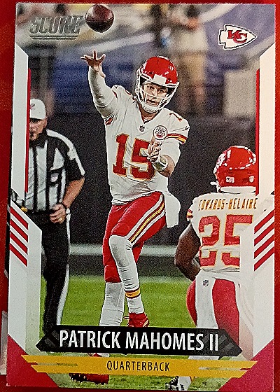 2021 Panini Score #1 Patrick Mahomes II — front