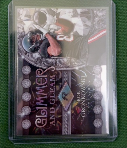 2024 Topps Resurgence #GG-19 Rob Gronkowski Glimmer and Gleam Pink 1/10 — front