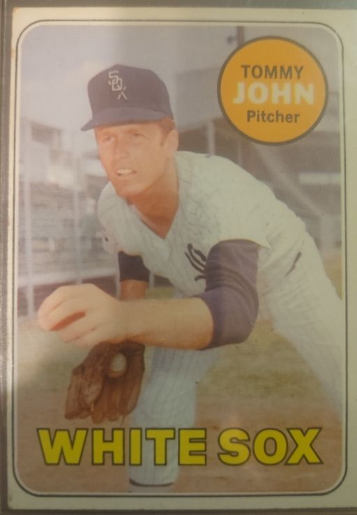 1970 Topps #100 Tommy John — front