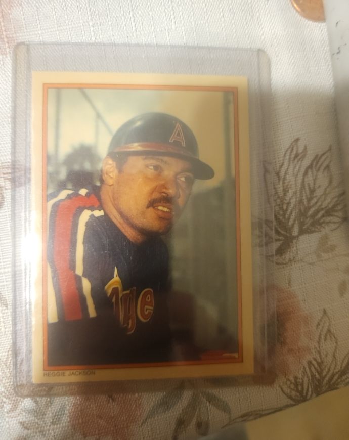 1974 Topps #300 Reggie Jackson — front