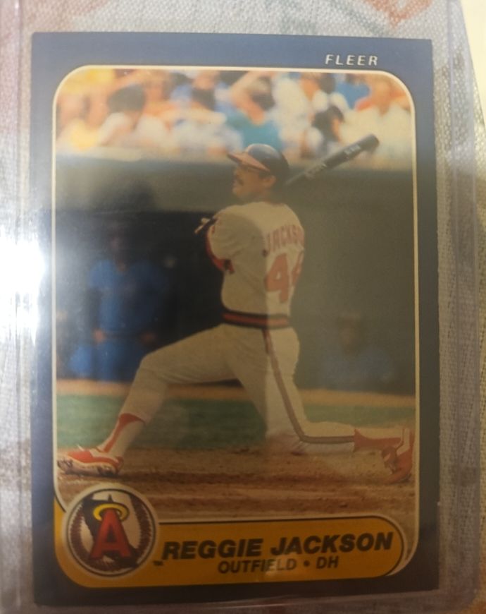 1983 Fleer #42 Reggie Jackson — front