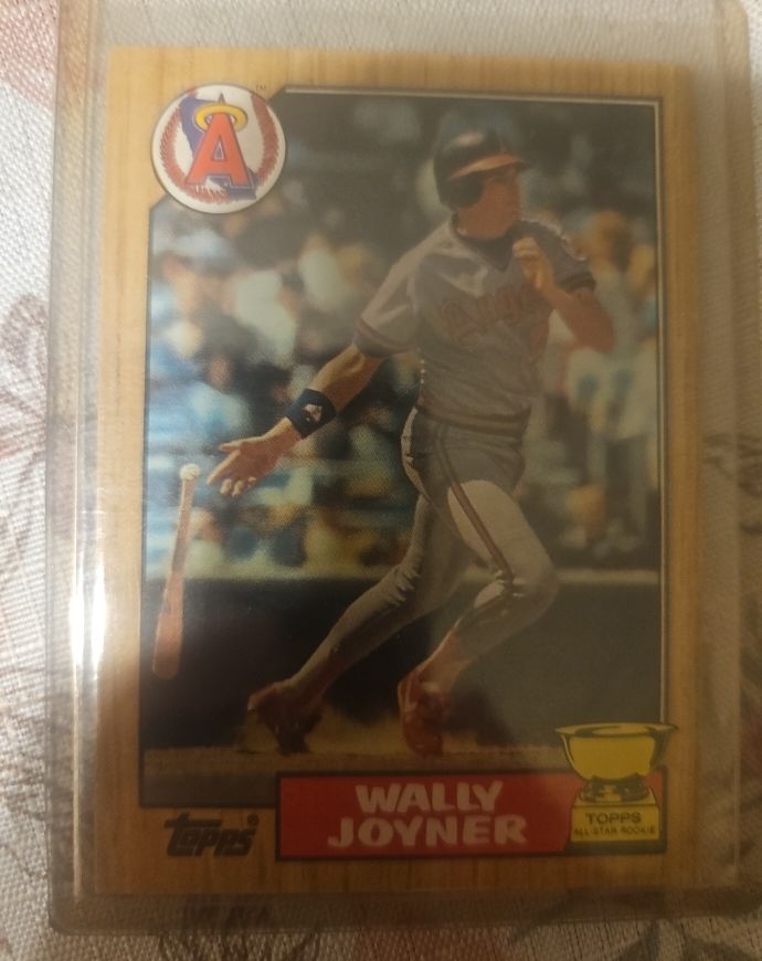 1989 Topps #300 Wally Joyner — front