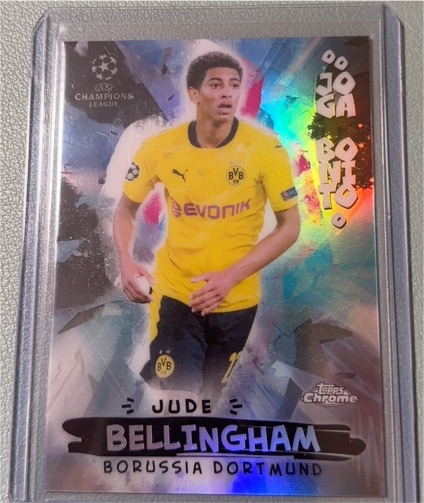 2022 Topps Chrome UEFA Champions League Jude Bellingham Borussia Dortmund — front
