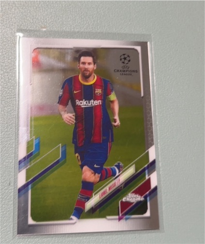 2021 Topps Chrome UEFA Champions League #11 Lionel Messi — front