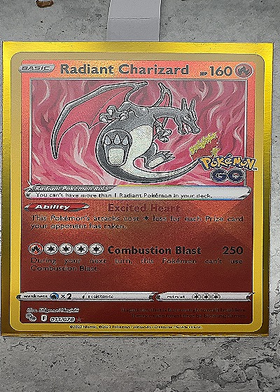 2022 Pokémon GO #017 Radiant Charizard — front