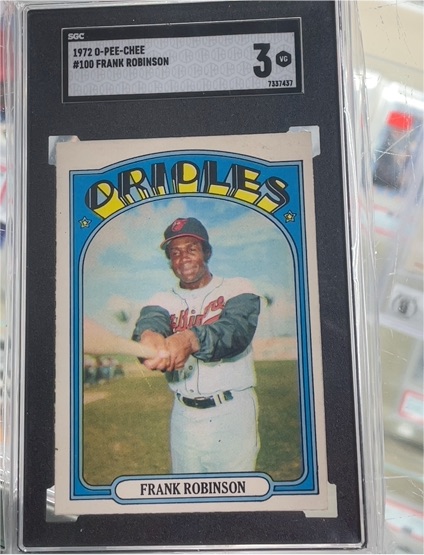 1972 O-Pee-Chee #100 Frank Robinson — front