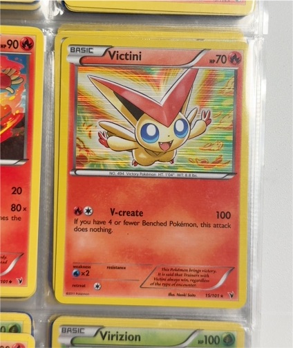 2011 Pokémon #15 Victini — front